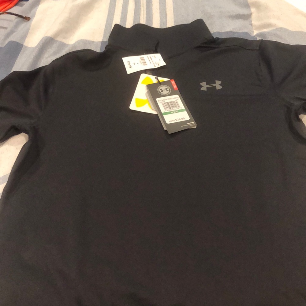 Under Armor youth large black heat gear polo. NWT